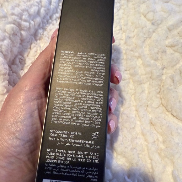 Huda Easy Bake Setting Spray New - Picture 4 of 4